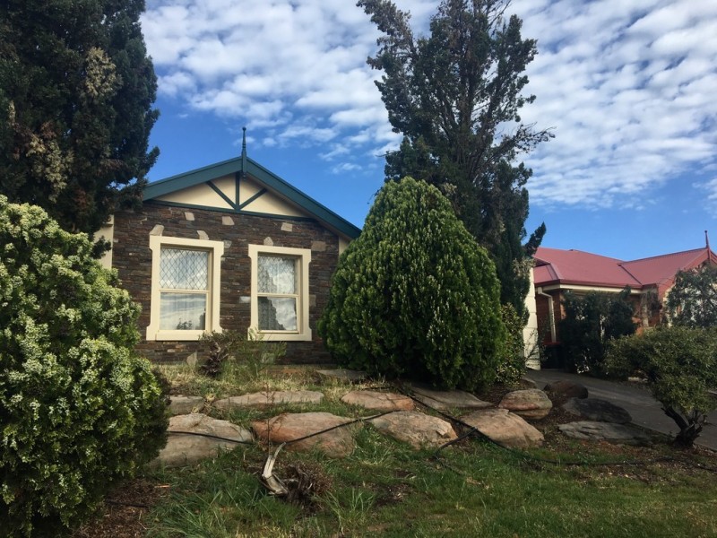 32 Cambridge tce, Hillbank SA 5112