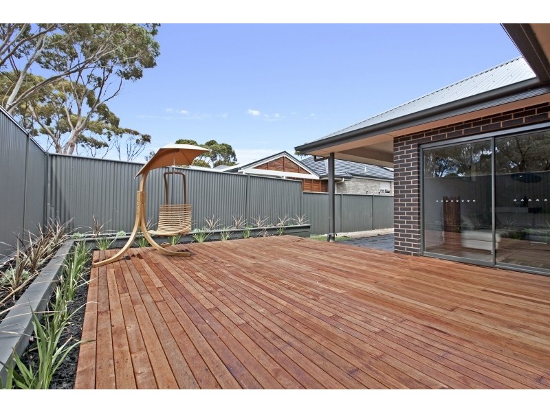 14 Salmon Gum Cres, Blakeview SA 5114