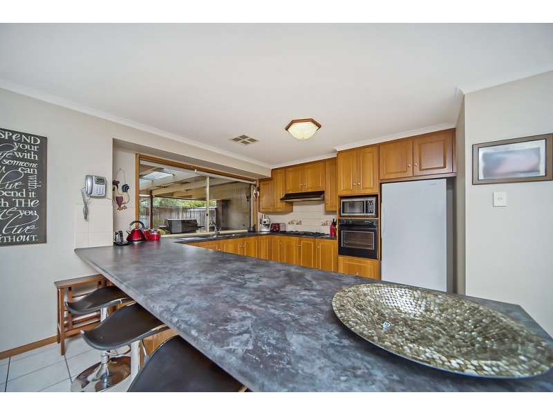 6 Cleland Court, Willaston SA 5118