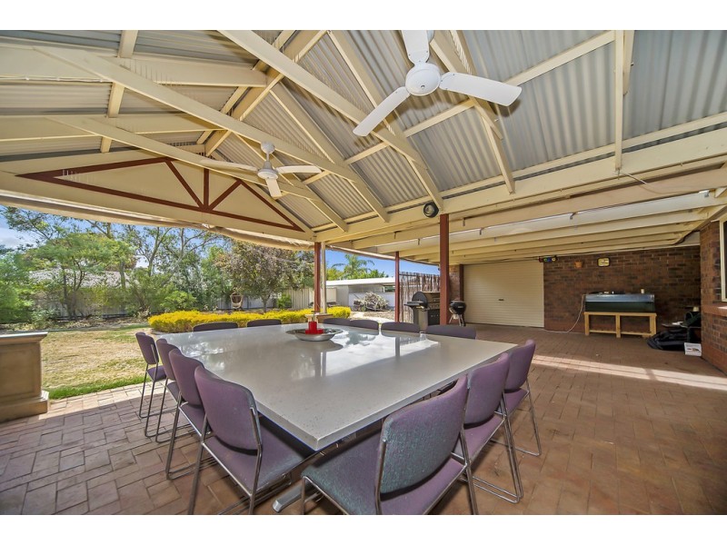 6 Cleland Court, Willaston SA 5118