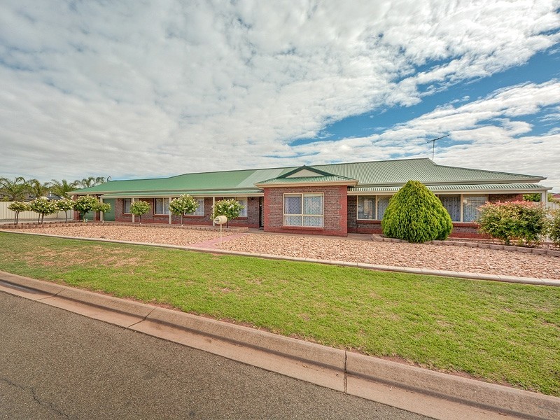 10 Sarah Candace Court, Munno Para West SA 5115