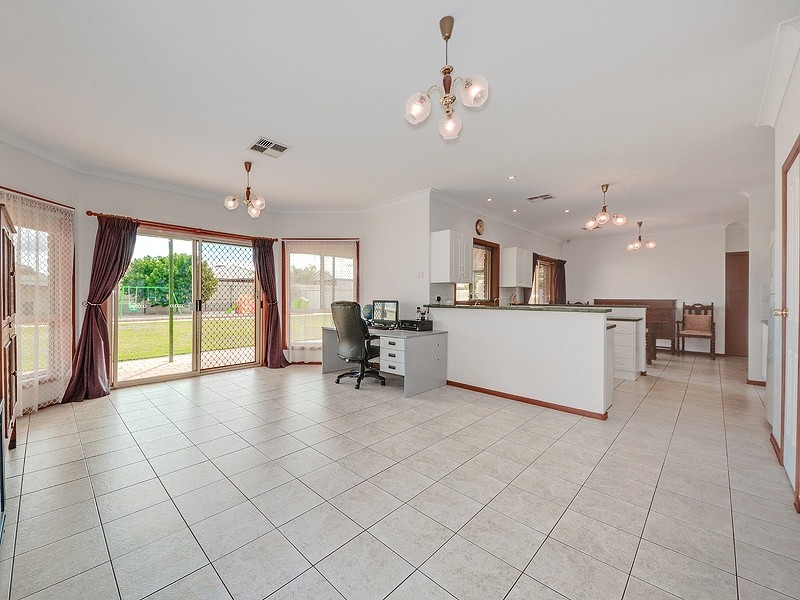 10 Sarah Candace Court, Munno Para West SA 5115