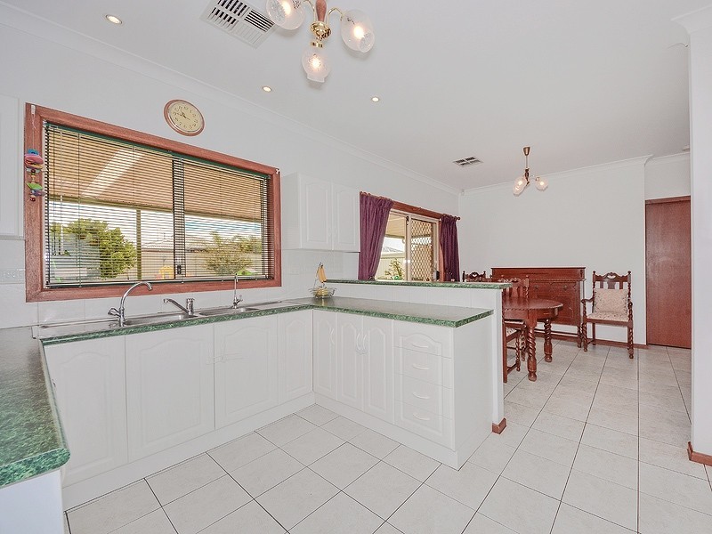 10 Sarah Candace Court, Munno Para West SA 5115