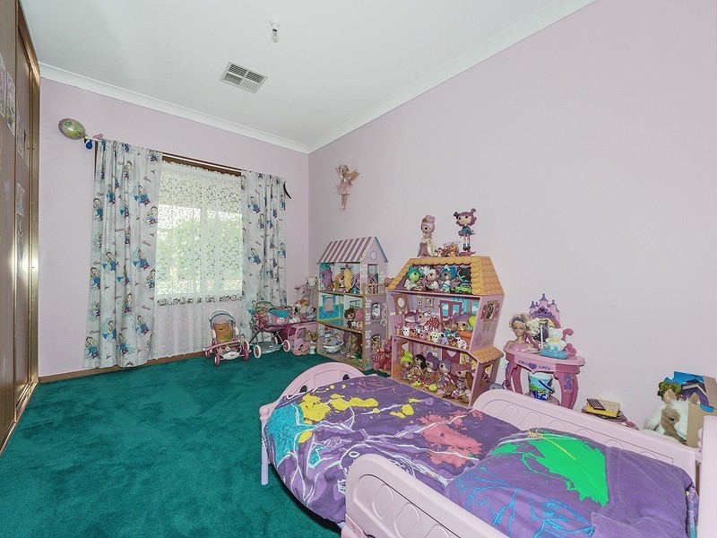 10 Sarah Candace Court, Munno Para West SA 5115