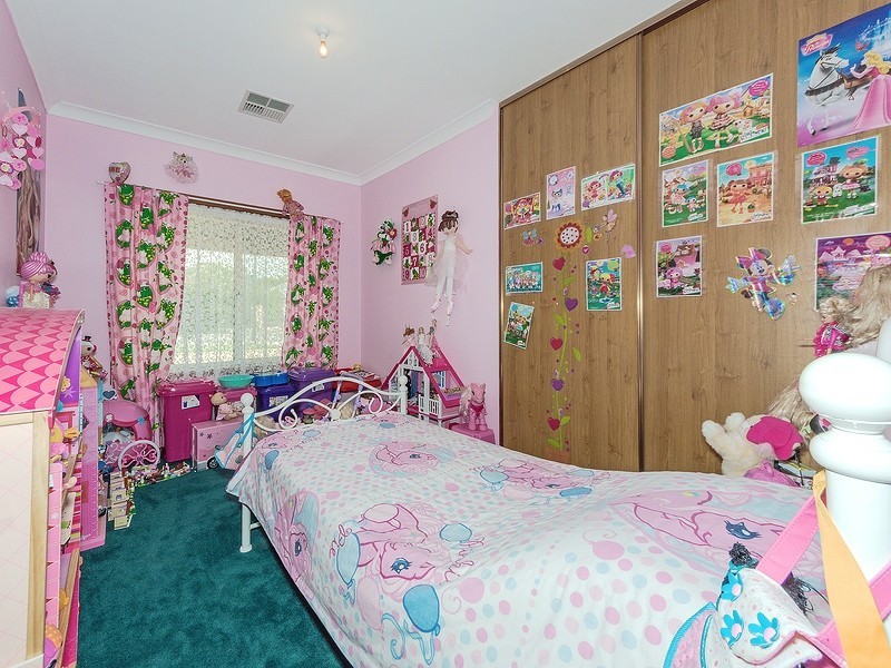 10 Sarah Candace Court, Munno Para West SA 5115