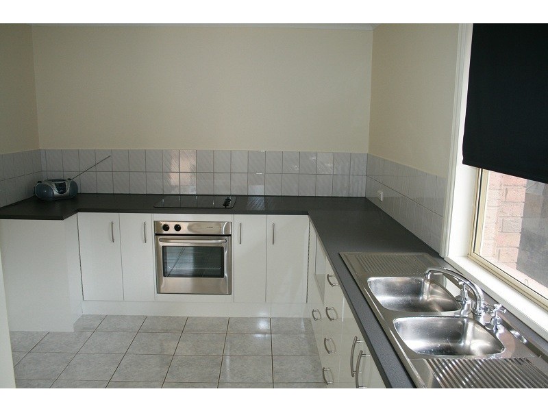 1/10 Holmes Street, Willaston SA 5118