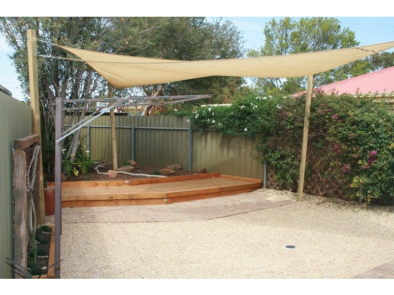 1/10 Holmes Street, Willaston SA 5118