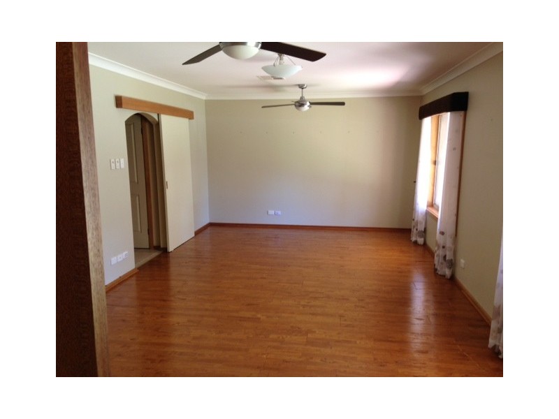 44 Sunnyside Dve, Evanston Park SA 5116