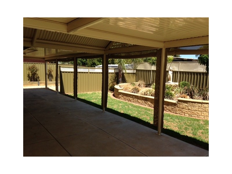 44 Sunnyside Dve, Evanston Park SA 5116