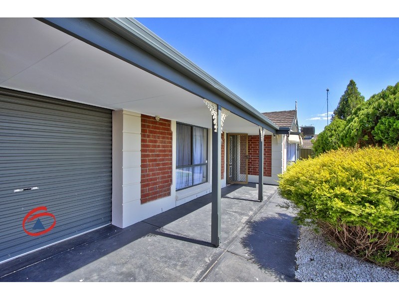 7 Smart Court, Evanston Park SA 5116