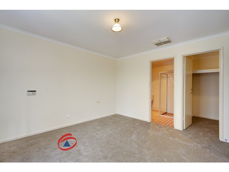 7 Smart Court, Evanston Park SA 5116