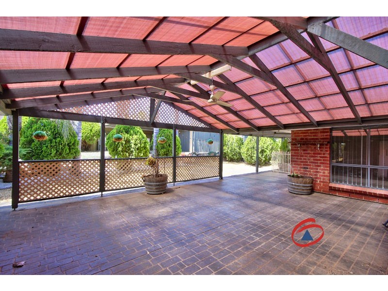 7 Smart Court, Evanston Park SA 5116