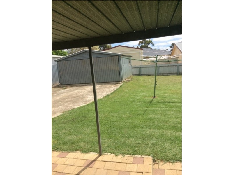 4 Greenough St, Kapunda SA 5373