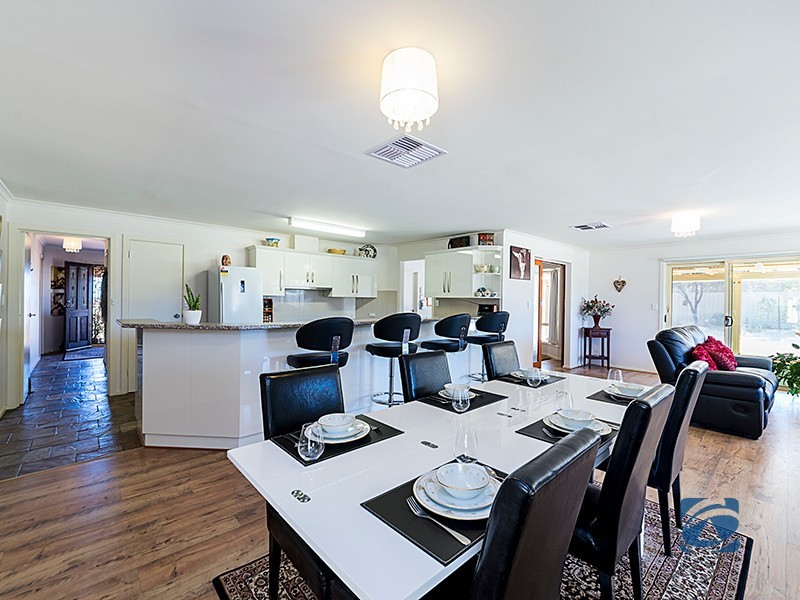 35 Cliff Road, Roseworthy SA 5371