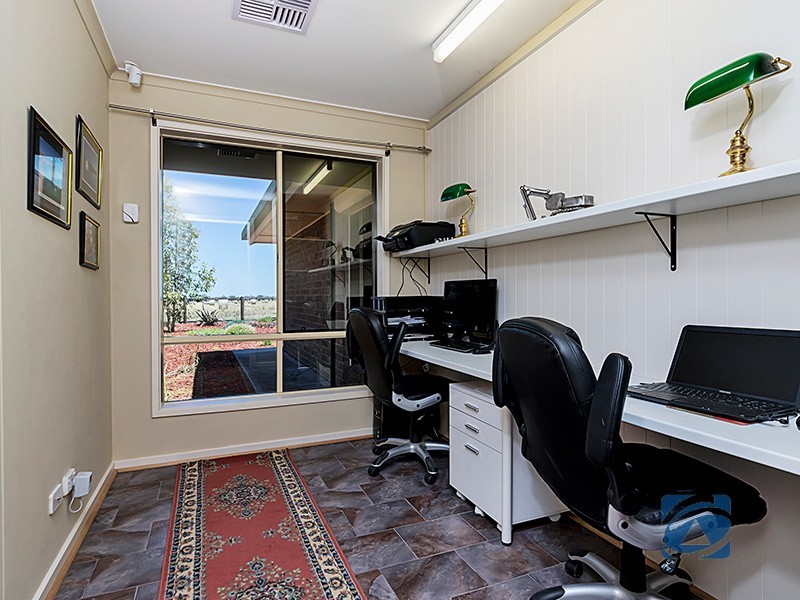 35 Cliff Road, Roseworthy SA 5371