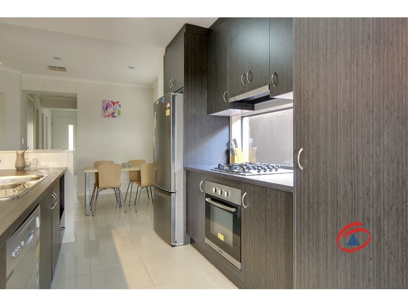 8 East Parkway, Andrews Farm SA 5114