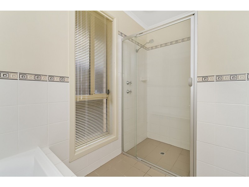 13 Mitchell Dve, Evanston Park SA 5116