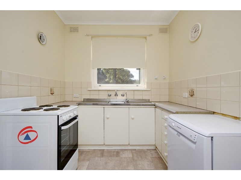 20 Portland Rd, Elizabeth East SA 5112