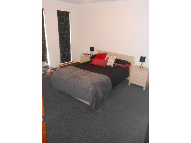 27B Olive Grove, Munno Para West SA 5115