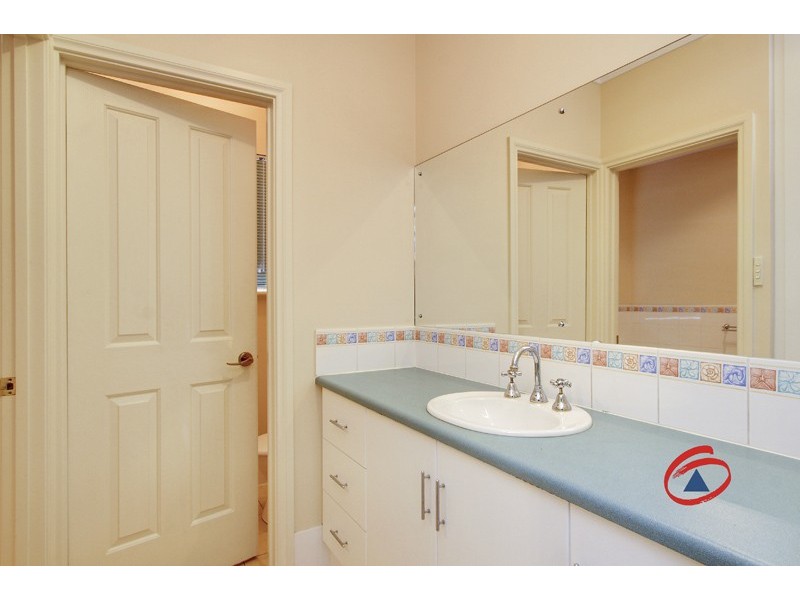 9 Mallard Crescent, Mawson Lakes SA 5095