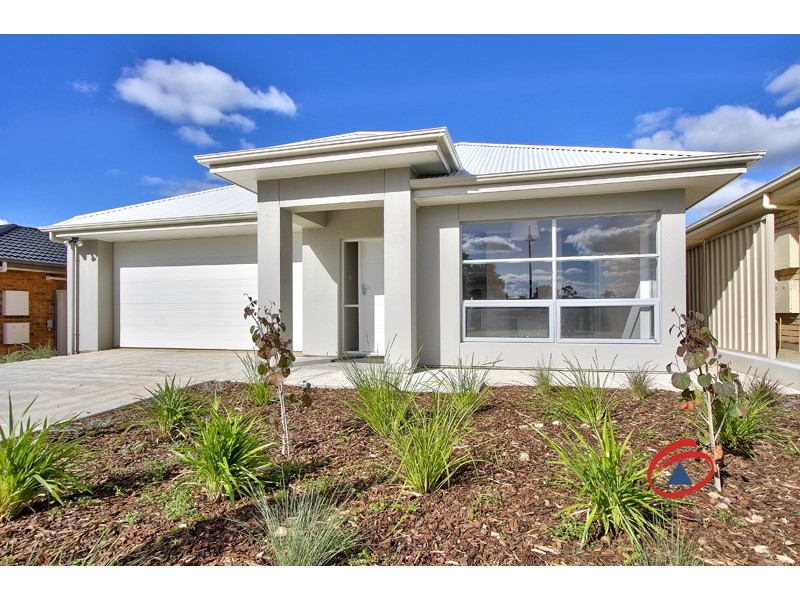 11 Doudney Avenue, Evanston Gardens SA 5116