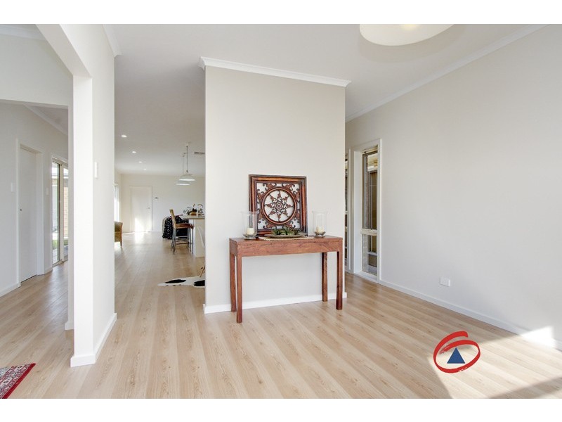 11 Doudney Avenue, Evanston Gardens SA 5116