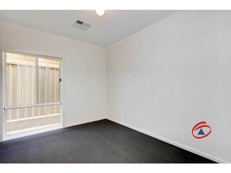 11 Doudney Avenue, Evanston Gardens SA 5116