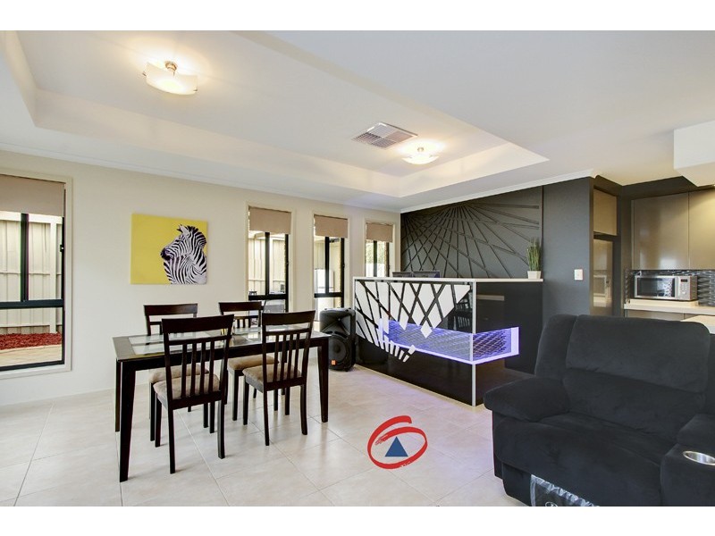 7 Sambell Court, Evanston Park SA 5116