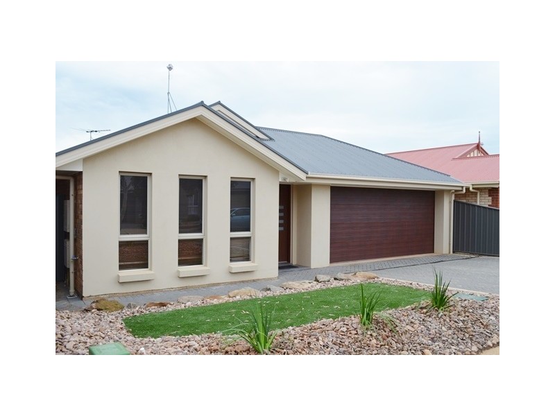 24 Gairdner Boulevard, Andrews Farm SA 5114