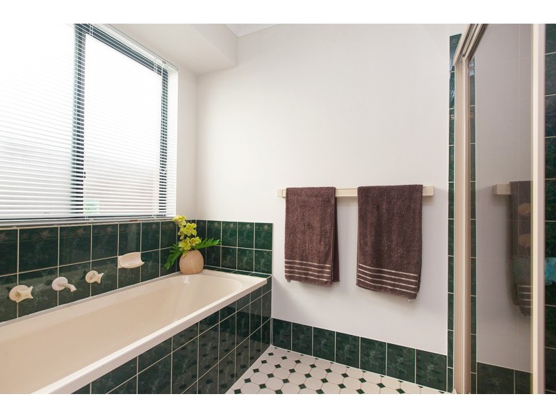 9 Honeysuckle Drive, Hillbank SA 5112