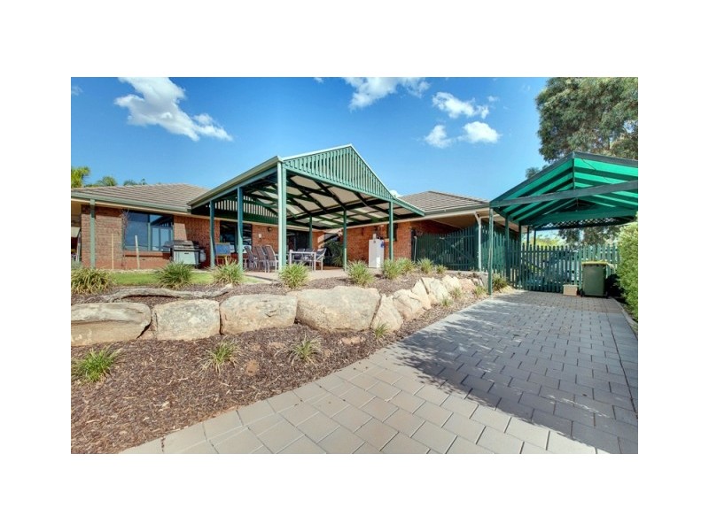 9 Honeysuckle Drive, Hillbank SA 5112