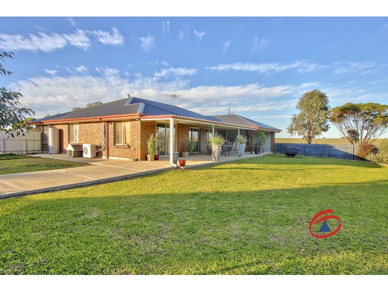 26 Hall Road, Red Banks SA 5502