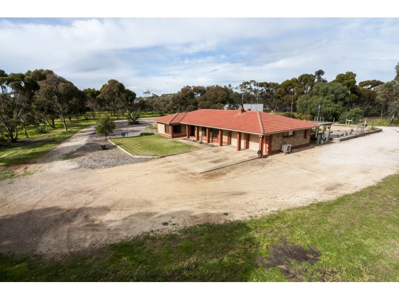 3761 Balaklava Road via HALBURY, Balaklava SA 5461