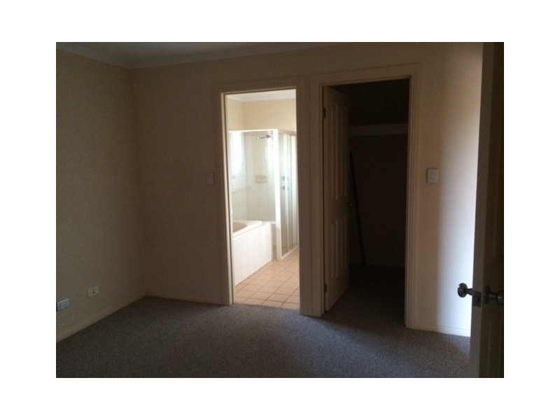 9 Palamountain Drive, Evanston Park SA 5116