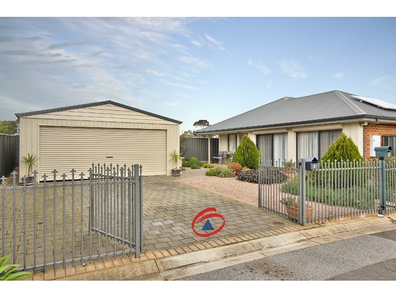 7 Hamra Drive, Smithfield SA 5114