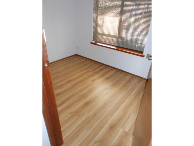 16 Cleland Ct, Willaston SA 5118