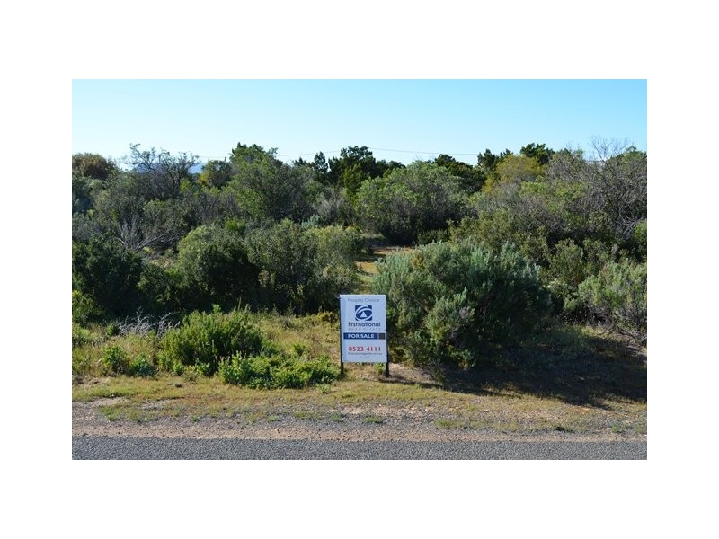 4 Stint Avenue, Thompson Beach SA 5501