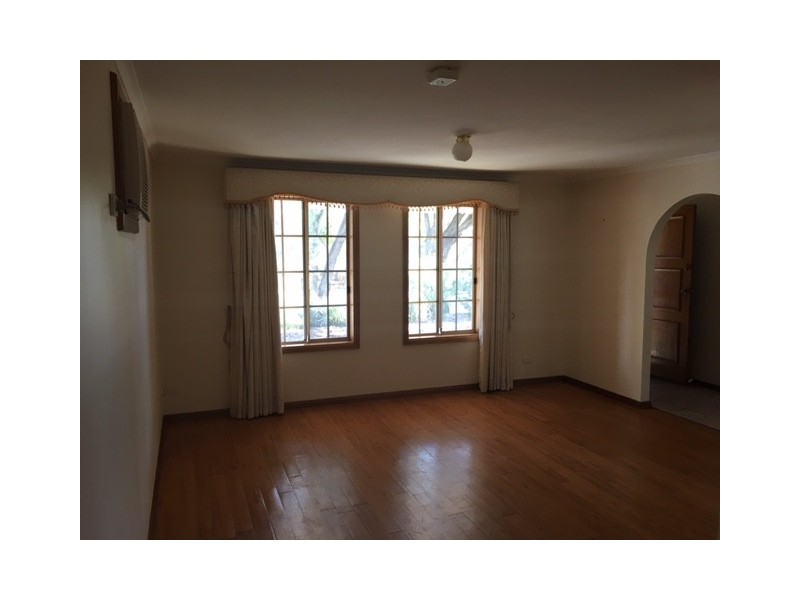 5 Mockridge Crt, Paralowie SA 5108