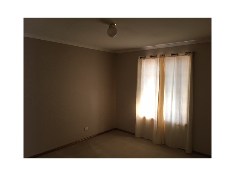 5 Mockridge Crt, Paralowie SA 5108