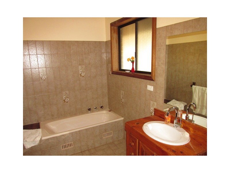 103 Gawler River Road, Lewiston SA 5501