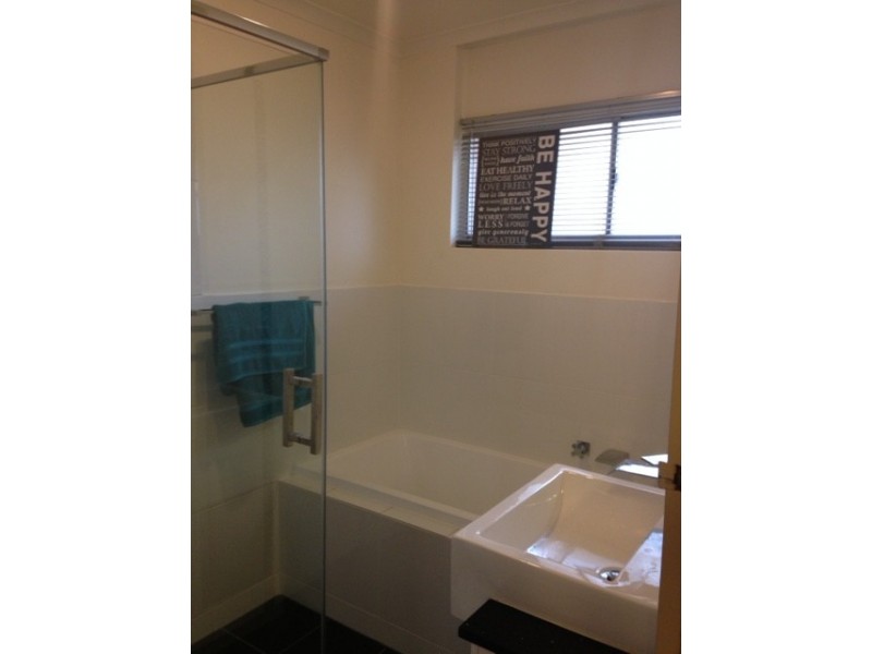 6 Elliott Ave, Gulfview Heights SA 5096
