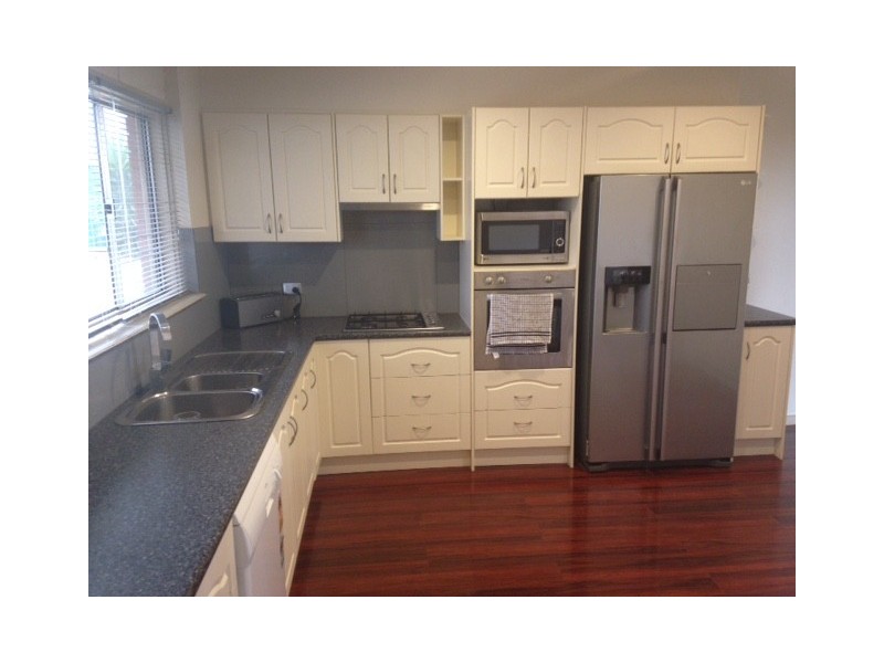 6 Elliott Ave, Gulfview Heights SA 5096