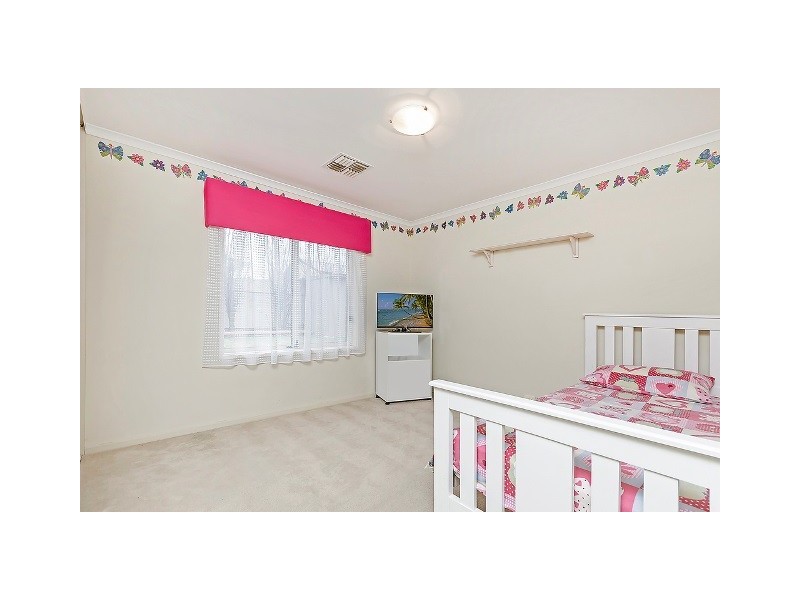 11 Maxwell Court, Evanston Park SA 5116