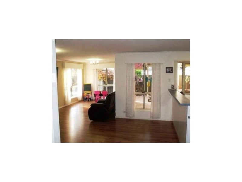 15 Dawn Close, Andrews Farm SA 5114