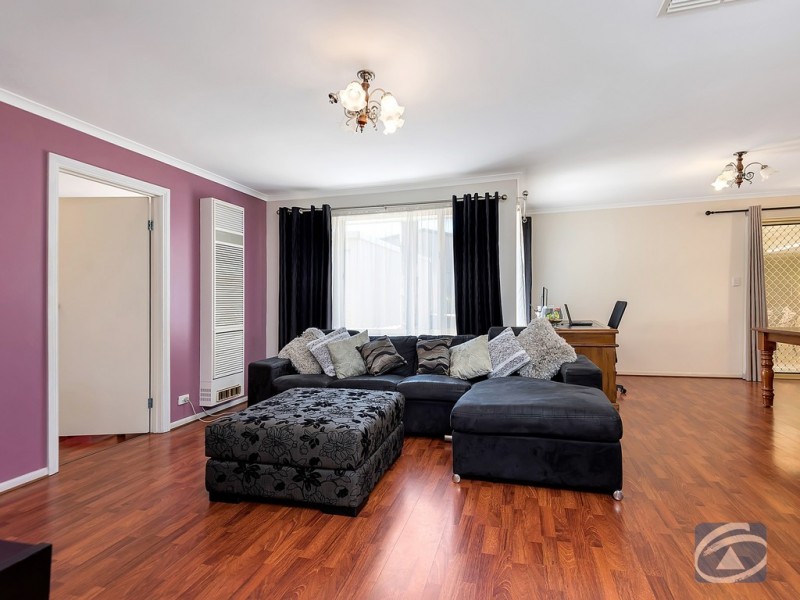 26 Angas Street, Evanston Park SA 5116