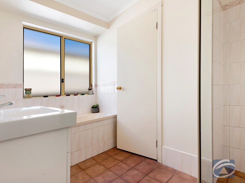 26 Angas Street, Evanston Park SA 5116