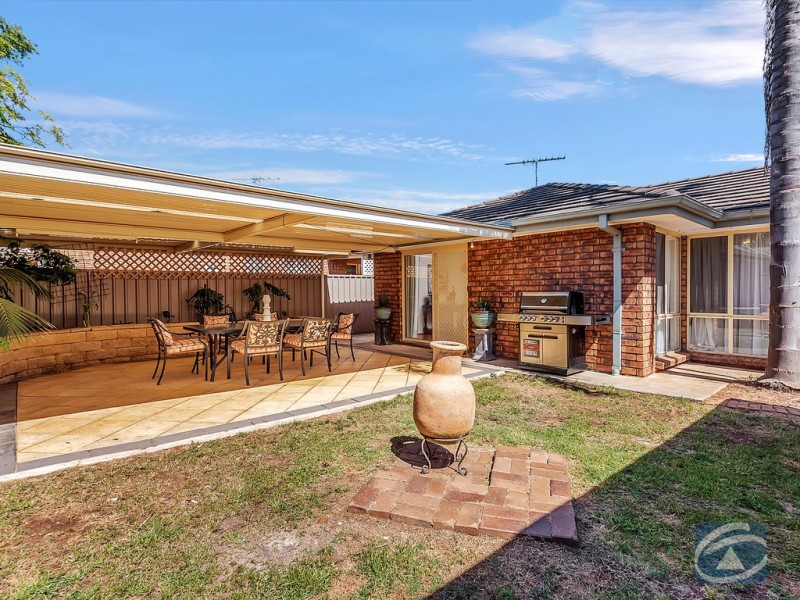 26 Angas Street, Evanston Park SA 5116