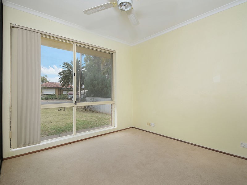 29 St Albans Road, Evanston Park SA 5116