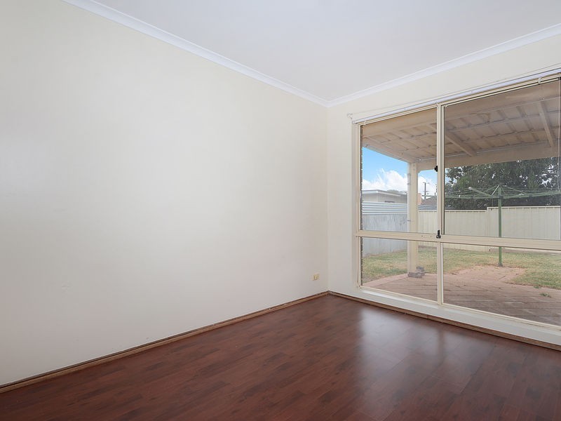 29 St Albans Road, Evanston Park SA 5116