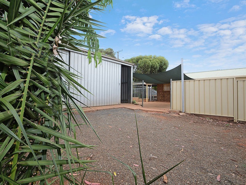 29 St Albans Road, Evanston Park SA 5116